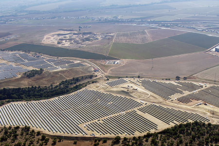 Parque solar fotovoltaico en Almodóvar del Río